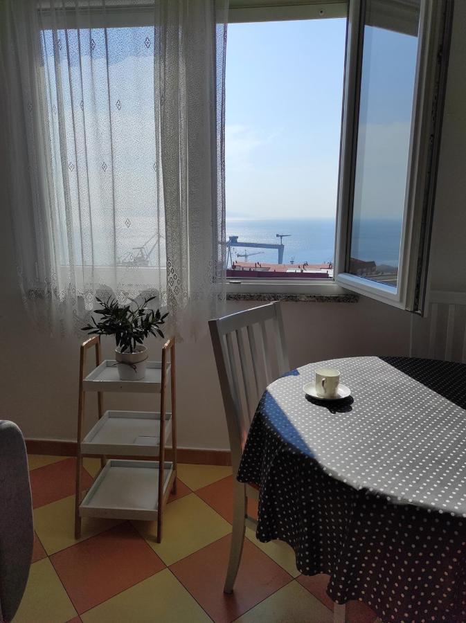 Sunny Apartment In Rijeka Luaran gambar