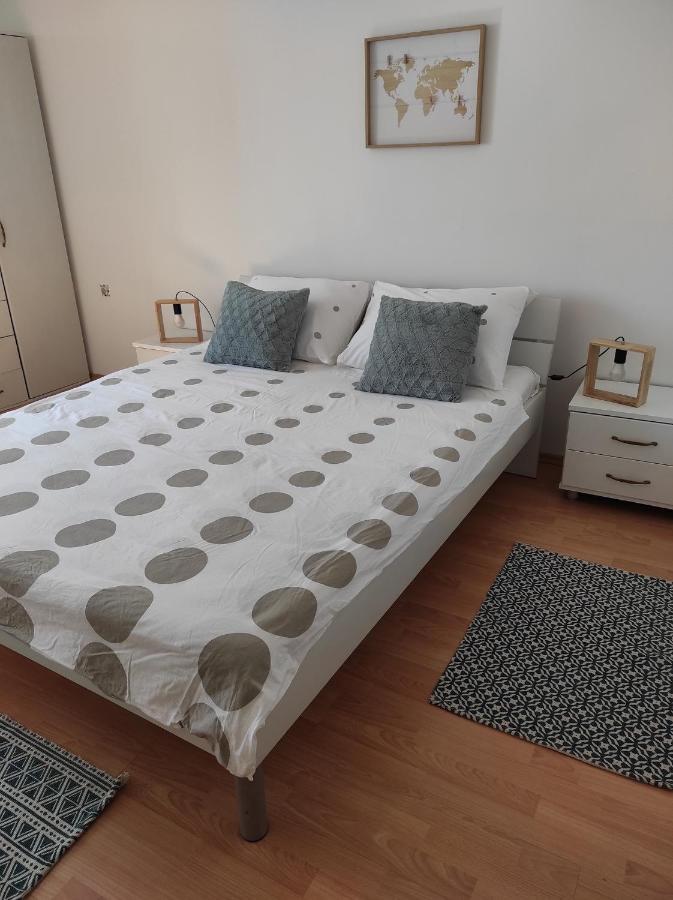 Sunny Apartment In Rijeka Luaran gambar
